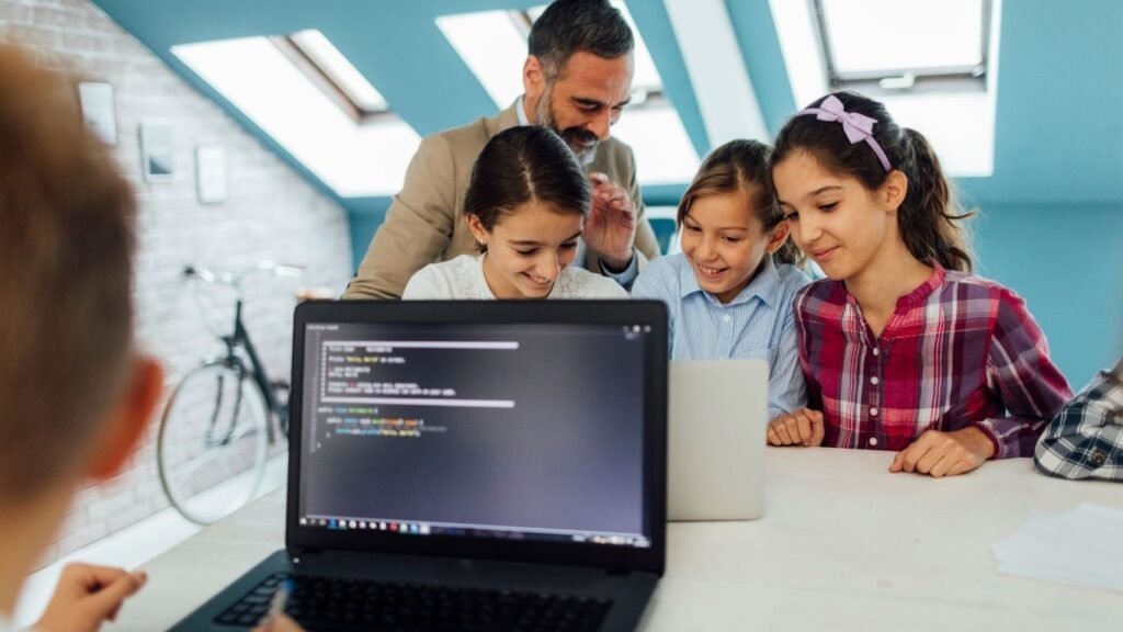 Scratch vs Python for Kids